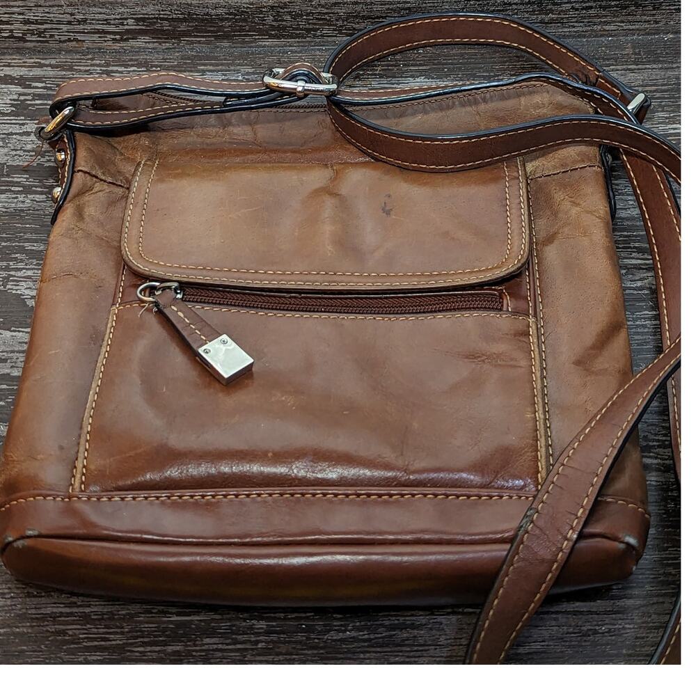 Giani Bernini Brown Leather Adjustable Strap Crossbody Bag